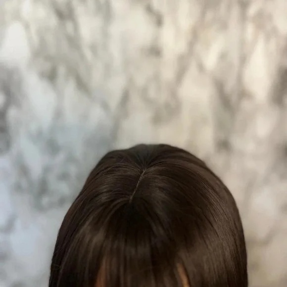 Dark Chocolate Brown Short Wig With Bangs - Picture 3 of 5